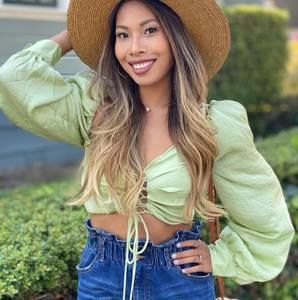 Meet your Posher, Ilena